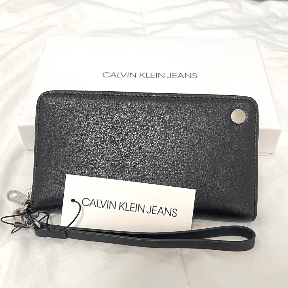 Calvin Klein Jeans Women’s Wallet